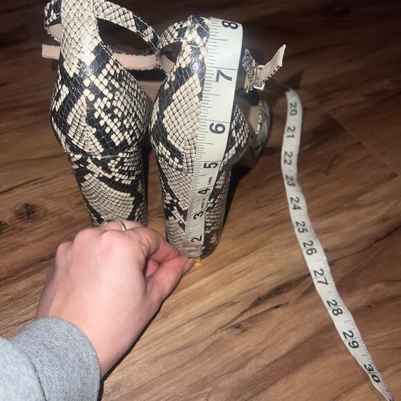 ALDO Snake Print Ankle Strap Round Toe Platform Heels Size 7 - Picture 8 of 16